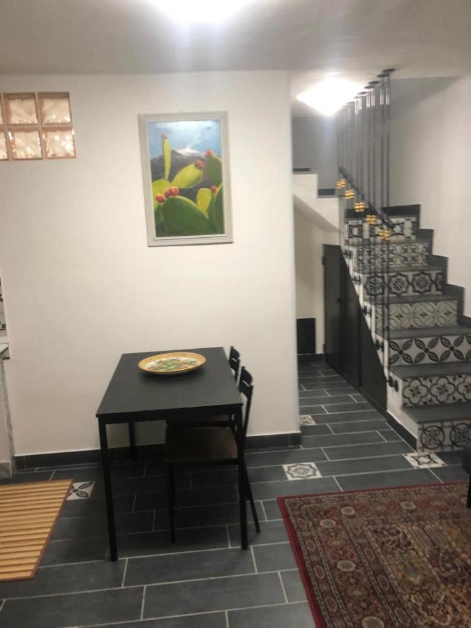 Dimora Ursino Apartment Catania Bagian luar foto